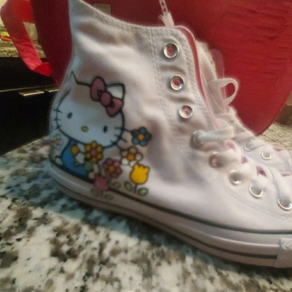 NWT Hello Kitty Converse